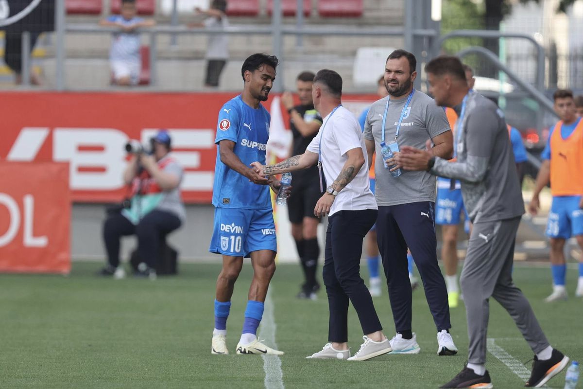 UTA - Universitatea Craiova, meci FABULOS » Oltenii conduceau cu 3-0 în minutul 81: ce a urmat depășește orice imaginație