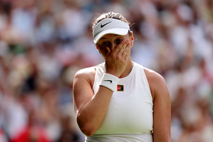 Amanda Anisimova, în lacrimi la finala Wimbledon // FOTO: Guliver/GettyImages