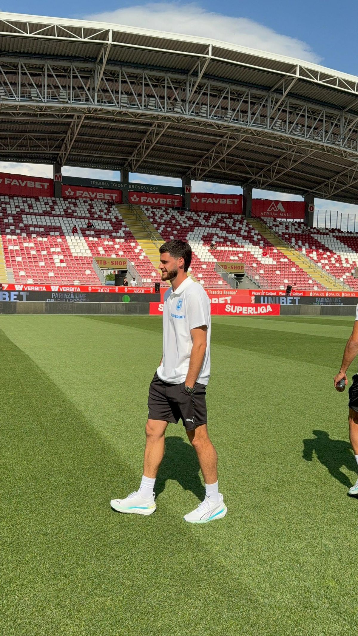 Imagini înainte de UTA - Craiova / foto: Facebook