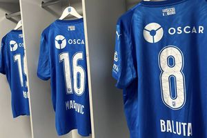 UTA Arad - Universitatea Craiova, primul meci al zilei în Superliga » Echipele de start: Rădoi schimbă sistemul și titularizează 5 nou-veniți