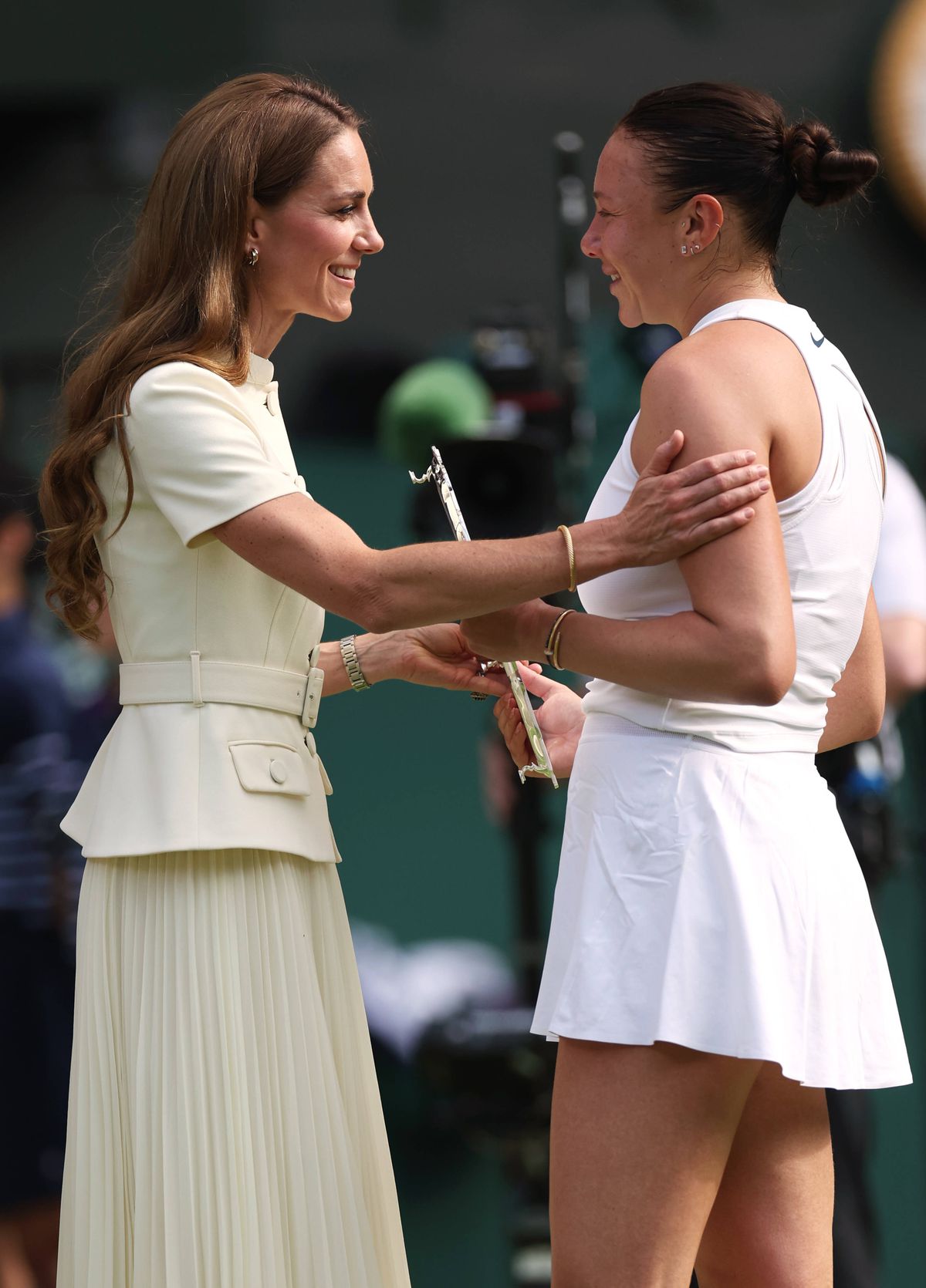 Devastată! Amanda Anisimova n-a putut vorbi din cauza lacrimilor, după finala pierdută cu un scor istoric la Wimbledon