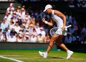 Amanda Anisimova - Iga Swiatek, marea finală de la Wimbledon » Poloneza este nemiloasă, iar adversara ei e la pământ