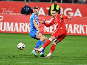 Start în UTA Arad - Universitatea Craiova, primul meci al zilei în Superliga » Primul cartonaș galben, în minutul 5