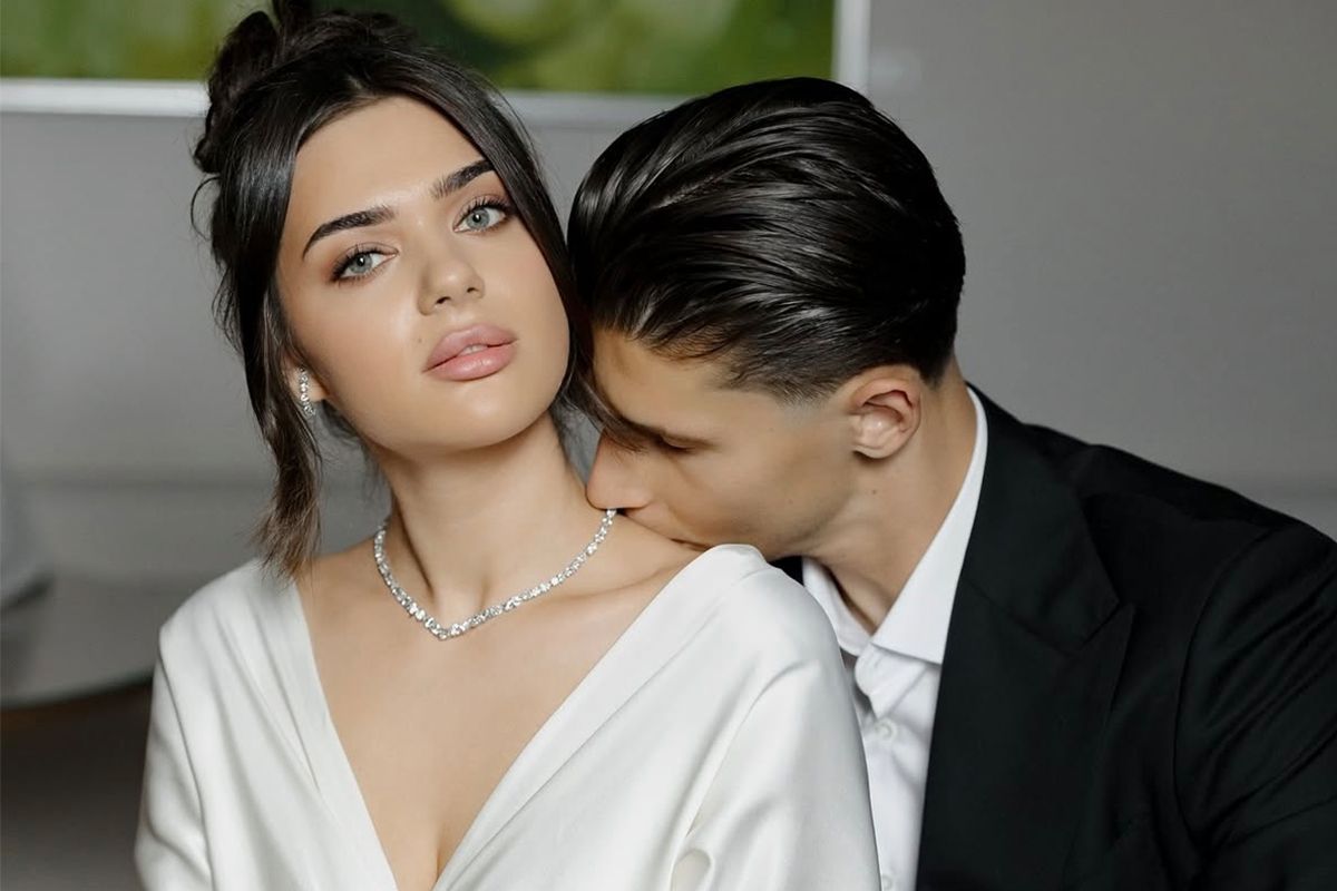 Talismanul secret al lui Alex Dobre! A stat lângă patronul Rapidului și a făcut show în lojă: „Mă motivează la fiecare meci”