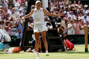 Nemiloasa Iga Swiatek este campioană la Wimbledon! » Fosta lideră mondială a câștigat cu un scor care a mai fost înregistrat doar de 2 ori într-o finală de Grand Slam