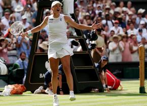 Nemiloasa Iga Swiatek este campioană la Wimbledon! » Fosta lideră mondială a câștigat cu un scor care a mai fost înregistrat doar de două ori într-o finală de Grand Slam