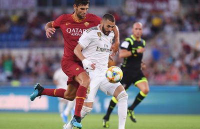 REAL MADRID - AS ROMA 2-2 // VIDEO Haos blanco » Real Madrid, o repriză cu şapte fundaşi, alta cu patru atacanţi