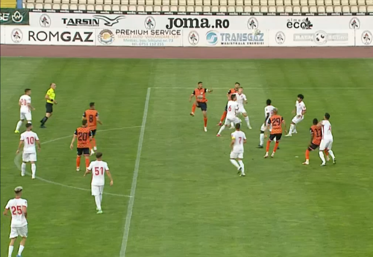 „Groaznic!” » Gafă imensă în primul meci al etapei din Liga 2