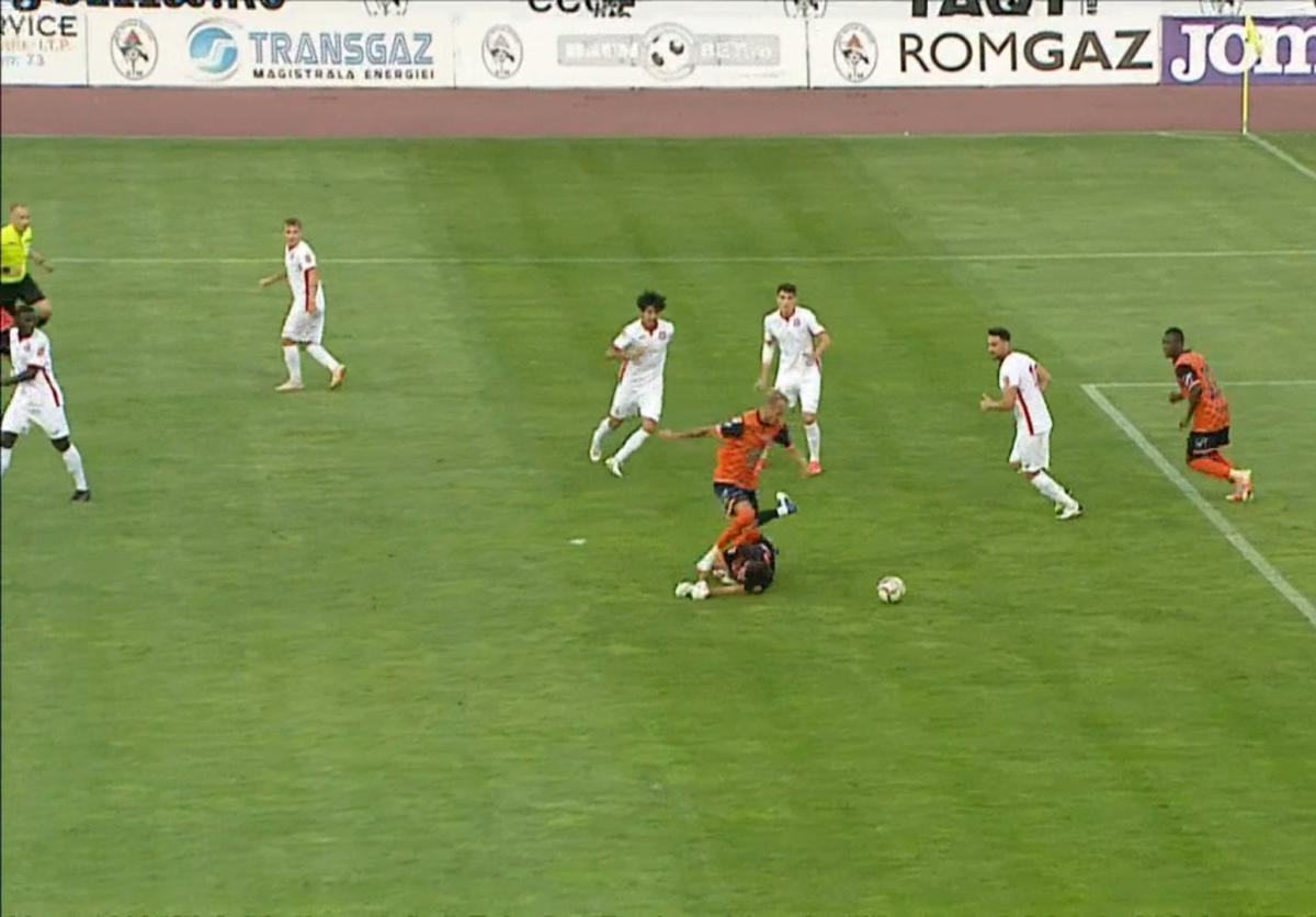 „Groaznic!” » Gafă imensă în primul meci al etapei din Liga 2