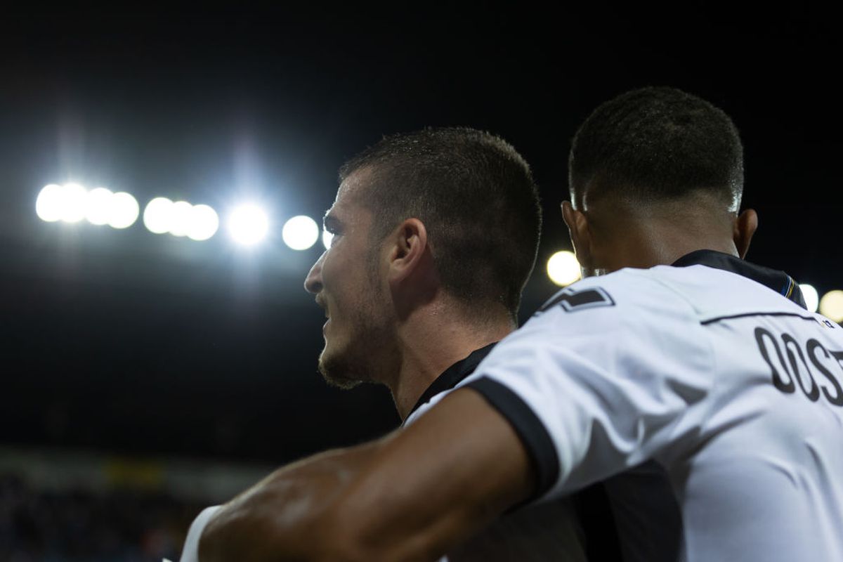 Românii au făcut show în primul meci al sezonului din Serie B! Dennis Man și Valentin Mihăilă, goluri în Parma - Bari