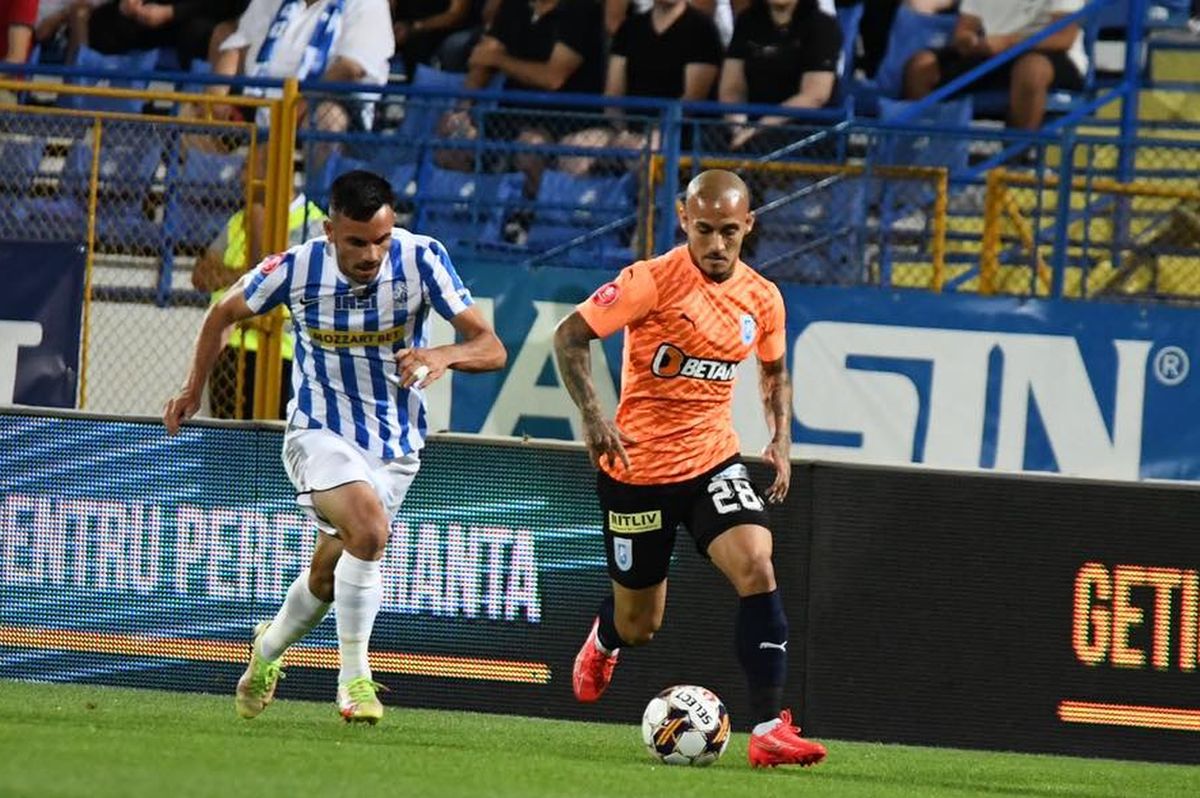 „Roșul” dictat de Istvan Kovacs a declanșat tiki-taka oltenească » Craiova lui Reghecampf a făcut spectacol la Iași și urcă pe 2! Clasamentul ACUM