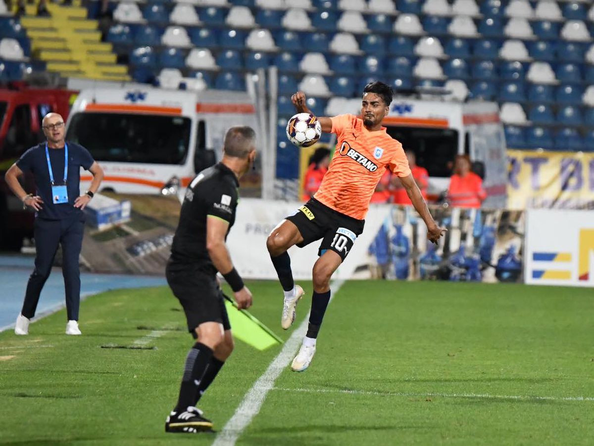 „Roșul” dictat de Istvan Kovacs a declanșat tiki-taka oltenească » Craiova lui Reghecampf a făcut spectacol la Iași și urcă pe 2! Clasamentul ACUM