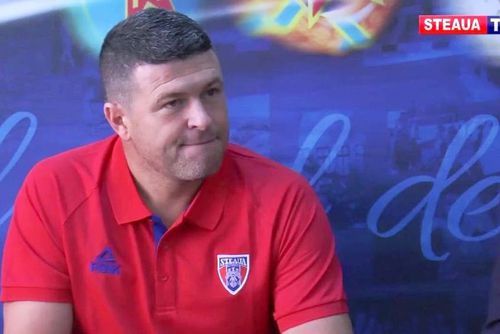 Daniel Oprița (42 de ani), antrenorul Stelei, a avut un discurs dur la adresa arbitrului Cristian Moldoveanu. „Militarii” au remizat sâmbătă cu Metaloglobus, scor 1-1.