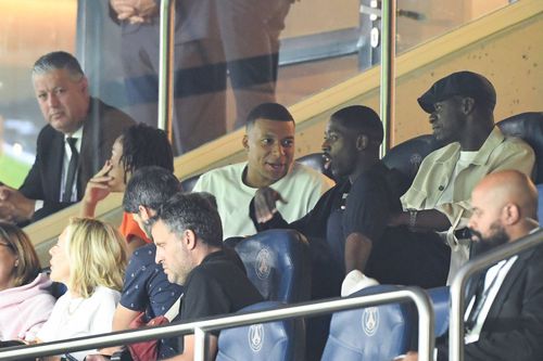 Mbappe alături de Ousmane Dembele, la PSG - Lorient / FOTO: Imago