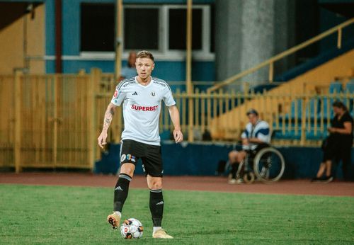 Oțelul Galați și U Cluj au remizat, scor 1-1, într-o partidă din runda cu numărul 5 din Superliga. Bogdan Mitrea (35 de ani), stoperul ardelenilor, s-a arătat mulțumit de punctul obținut în ultimele minute de „studenți”.