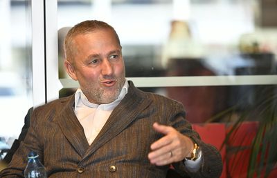 Nedumerit, Rotaru are o întrebare pentru Dan Șucu: „Cine e? Nevasta sau amanta?”