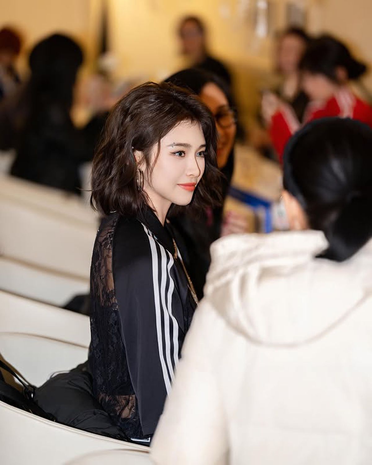 „Lumea mă suspectează de operații estetice, dar eu sunt, pur și simplu, frumoasă!” » Campioană în mijlocul controverselor de pe Internet