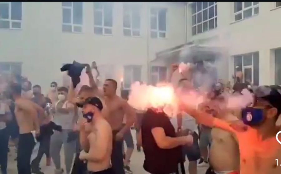 Fanii celor de la Drita sunt pătimași FCSB, față în față cu „Intelectualii”! Vor să le stingă lumina roș-albaștrilor: „Știm ce putem și vor fi mai mulți suporteri decât cu Copenhaga”