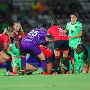 Bătaie pe teren între două fotbaliste/ foto: captură X