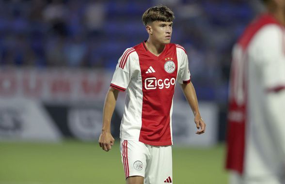 Rafael van der Vaart și-a certat fiul la debutul în fotbalul profesionist: „Eu aș fi marcat cu ochii închiși”