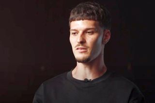 Cum s-a descris Dennis Man în fața olandezilor: „Acesta sunt eu ca fotbalist” + De ce a ales numărul 27