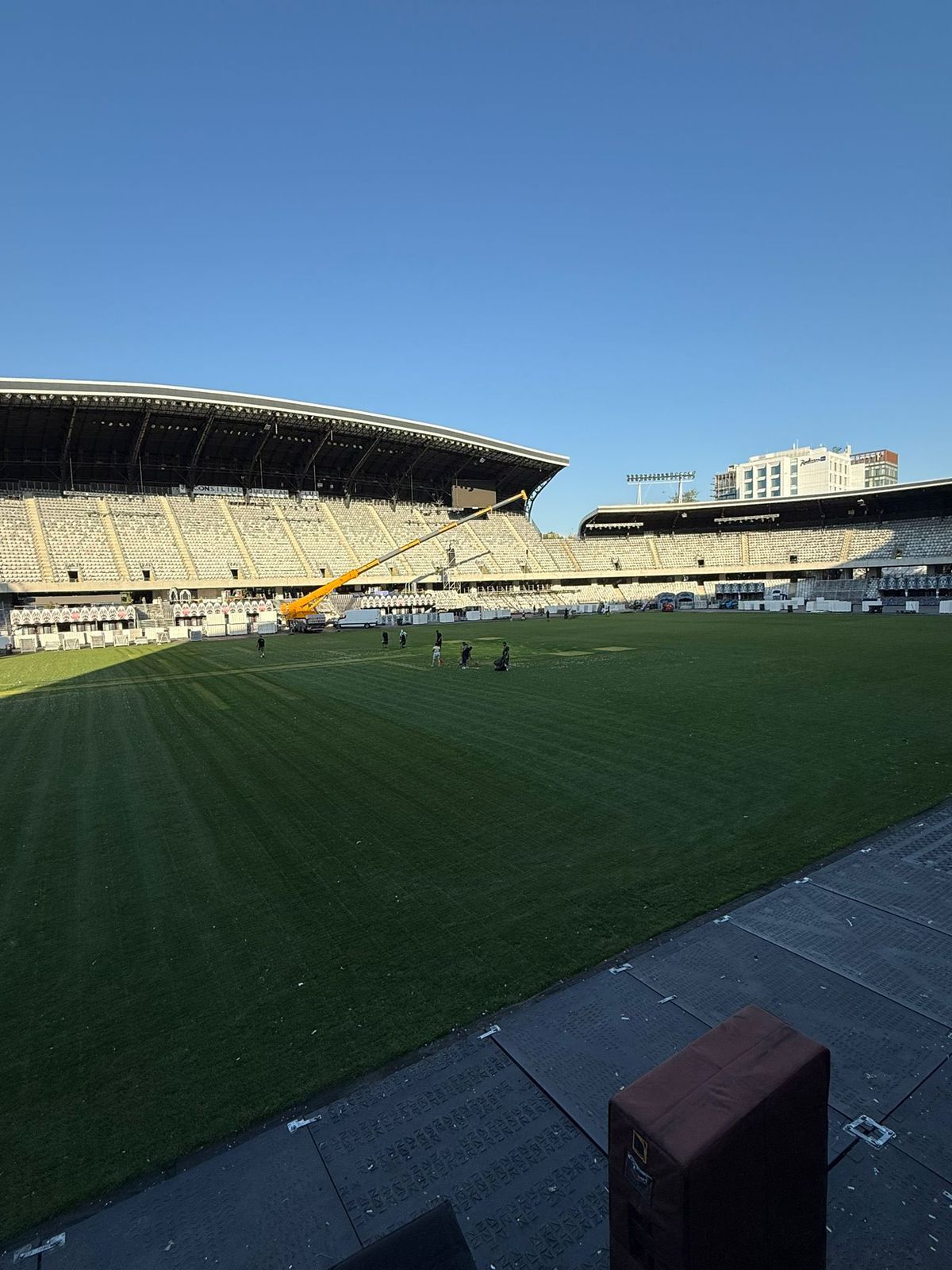 Incredibil cum arată gazonul pe Cluj Arena, după Untold