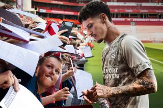 Basarab Panduru, avertisment pentru Dennis Man după transferul la PSV: „N-o să fie uşor, acolo sunt jucători în stânga şi în dreapta”