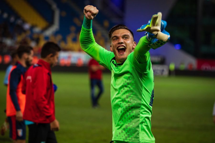 Dinamo a pus ochii pe Mihai Aioani, portarul naționalei de tineret: „Nu e nimic de ascuns”