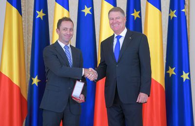 VIDEO Alpinistul Horia Colibășanu, decorat de Klaus Iohannis » Sportivul a primit mail-ul de la președinte când era pe Everest