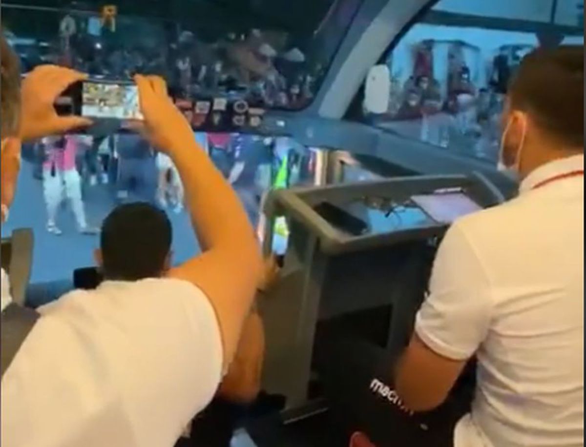 DINAMO. VIDEO Imagini senzaționale postate de Pablo Cortacero din autocar! Cum au reacționat noile transferuri la întâlnirea cu fanii: „Wow! La naiba, asta e altceva”