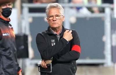 Boloni a fost aspru criticat de fani: „Fără spirit, fără fotbal”. Românul a cerut întăriri la echipă