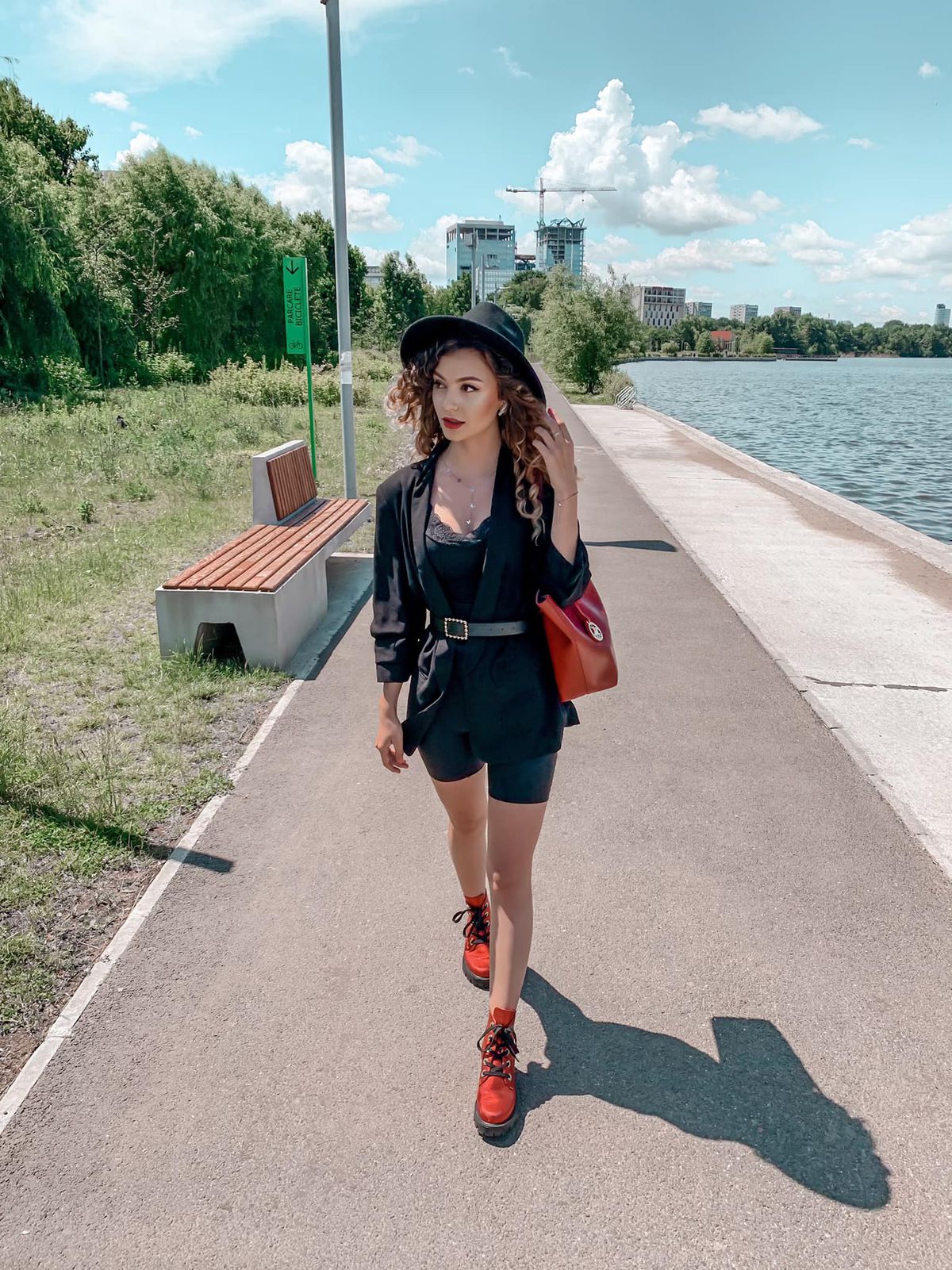 Nadiris, sirena de la Dinamo