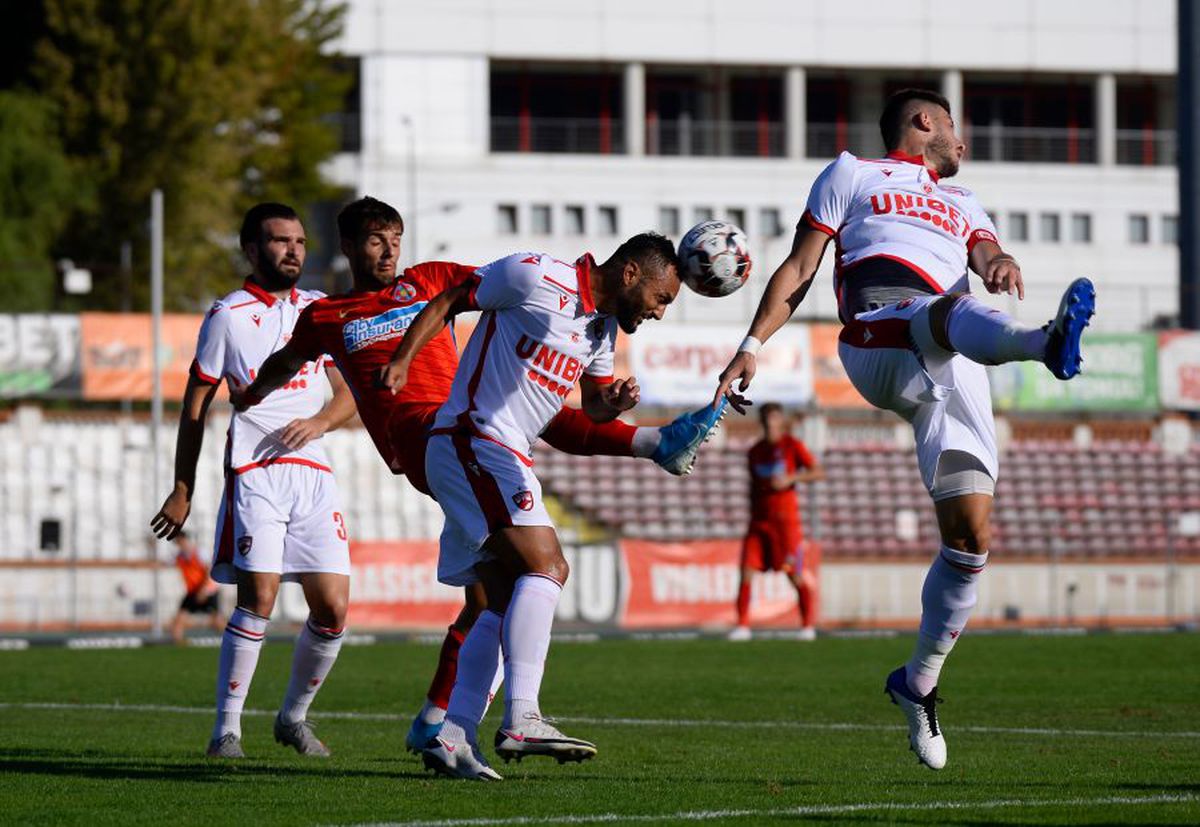 LIGA 3. FOTO Dinamo 2, victorie spectaculoasă în derby-ul cu FCSB 2! „Câinii” au revenit de la 0-2