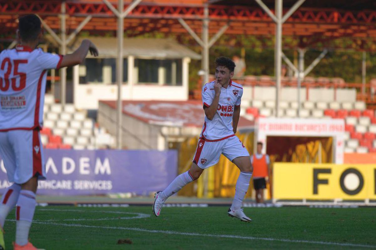 Ajunge Adi Petre în Liga 3? Ce spune Bogdan Vintilă despre utilizarea atacantului la FCSB 2