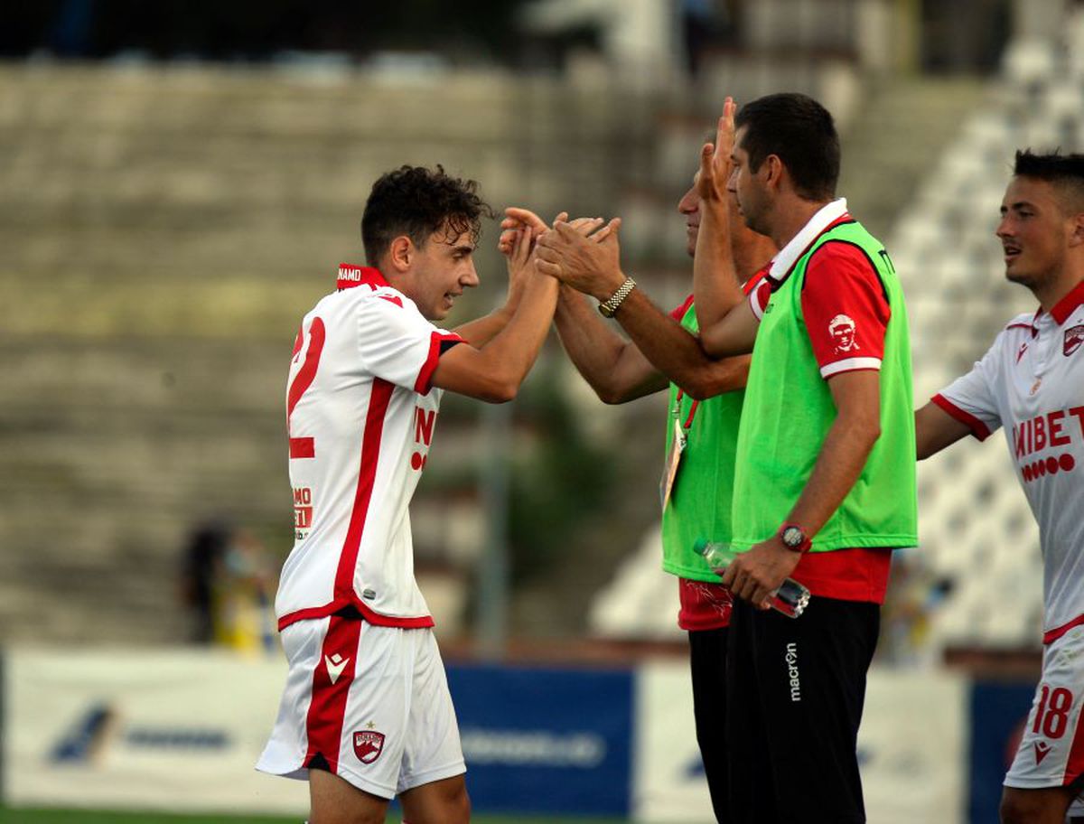 LIGA 3. FOTO Dinamo 2, victorie spectaculoasă în derby-ul cu FCSB 2! „Câinii” au revenit de la 0-2