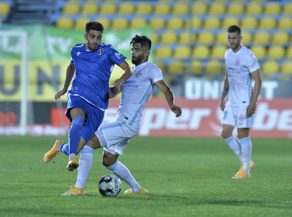 VOLUNTARI - FCSB 2-1. Eric, deranjat de una dintre întrebările reporterei: „Ai auzit asta de la mine?” » Cum îl apără Mihai Teja