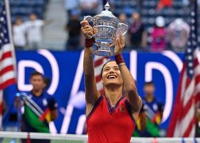 Portretul Emmei Răducanu făcut de chinezi » Cum a ajuns campioană la US Open, ce pasiuni are și ce rol au avut părinții în cariera ei