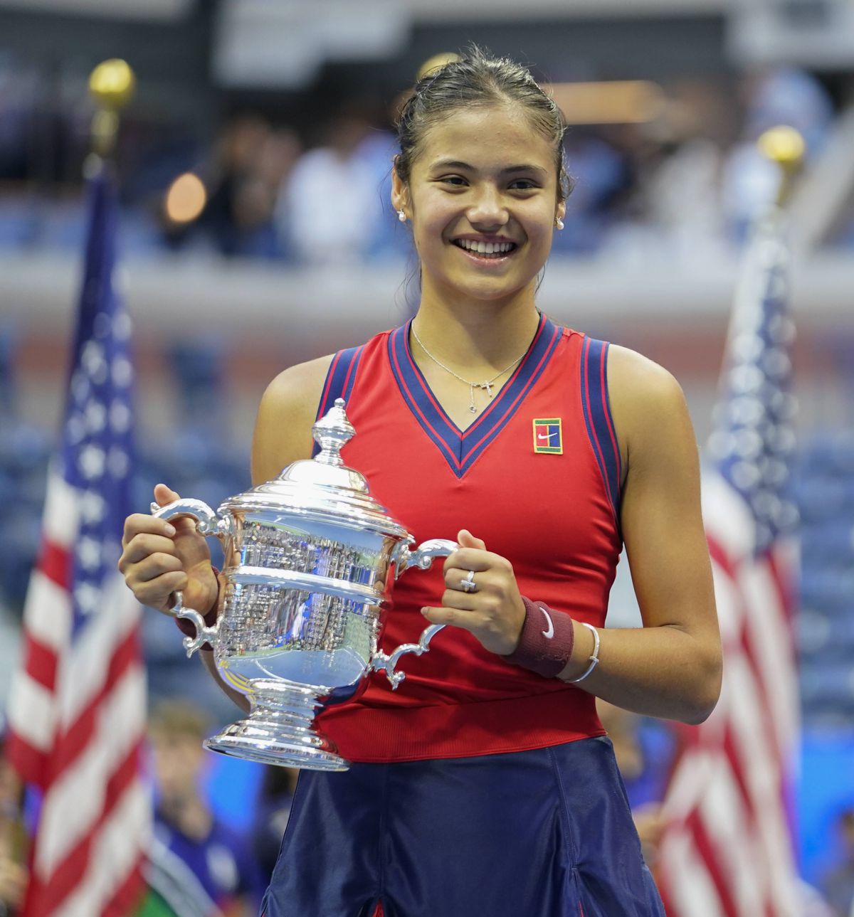 Emma Raducanu, trofeu US Open 2021