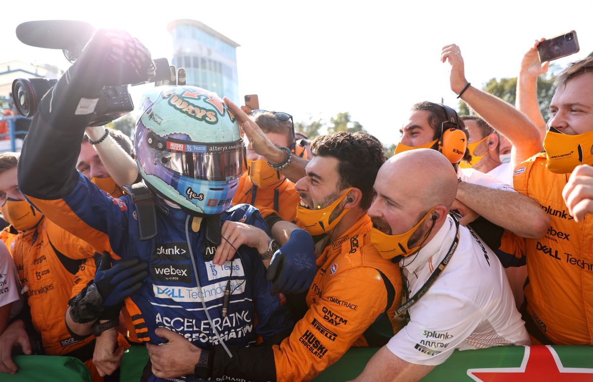 Accident Hamilton - Verstappen MP al Italiei + Imagini MP al Italiei