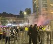 Incidente la porți înainte de FCSB - Dinamo » Intervenție în forță a Jandarmeriei, cu gaze lacrimogene. Unei femei i s-a făcut rău