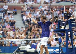 Daniil Medvedev, primul „NextGen” campion de Grand Slam » L-a învins pe Novak Djokovic în finala de la US Open și i-a blocat calea spre istorie