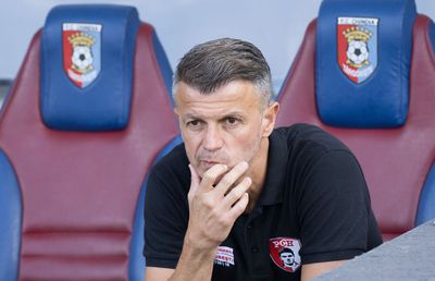 A jucat alături de Ovidiu Burcă, dar nu-l mai vrea la Dinamo: „Pe el l-aș vedea antrenor, i-aș face ofertă”