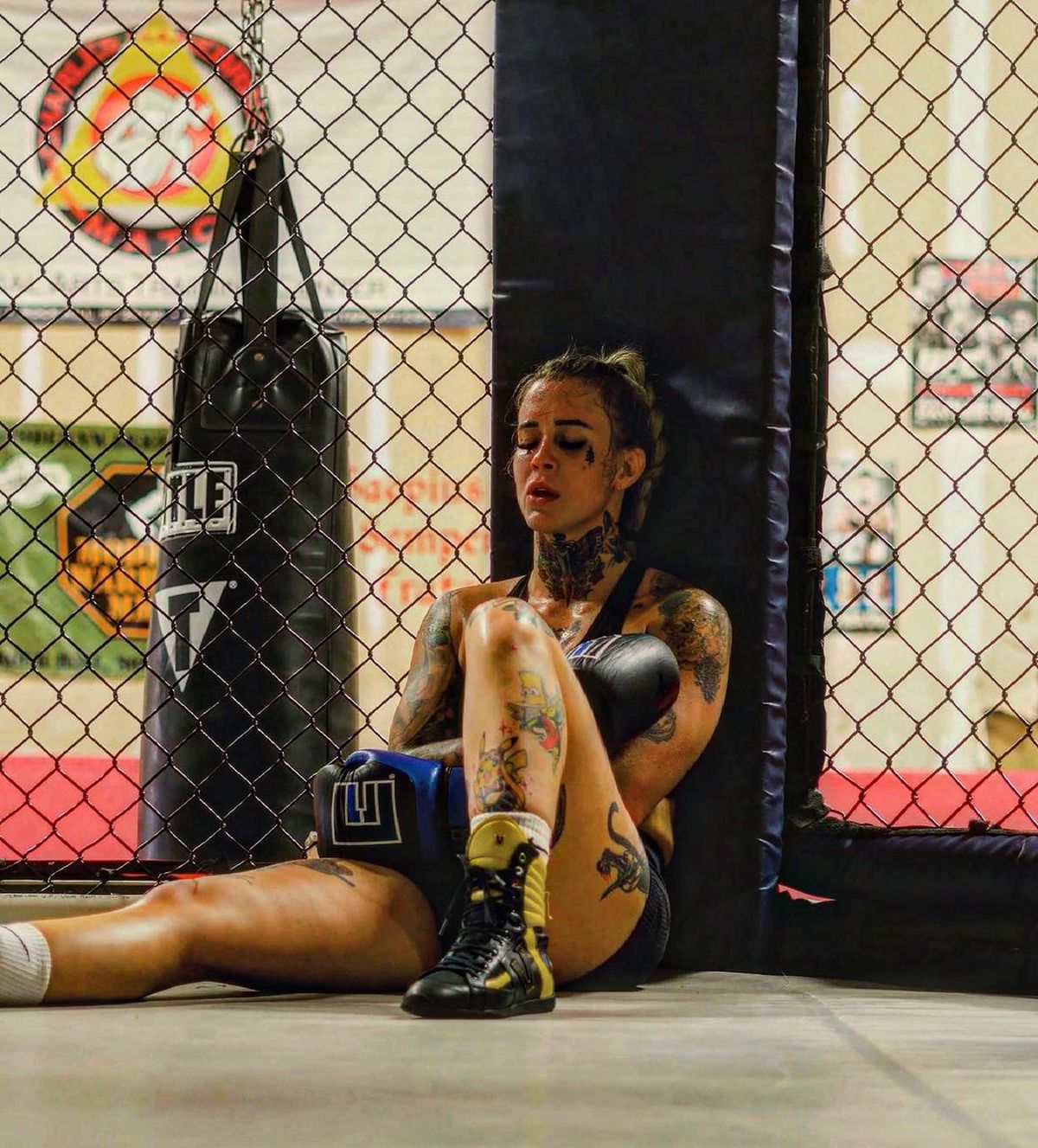Cea mai controversată jucătoare de box! Are corpul acoperit de tatuaje și pozează des în lenjerie intimă