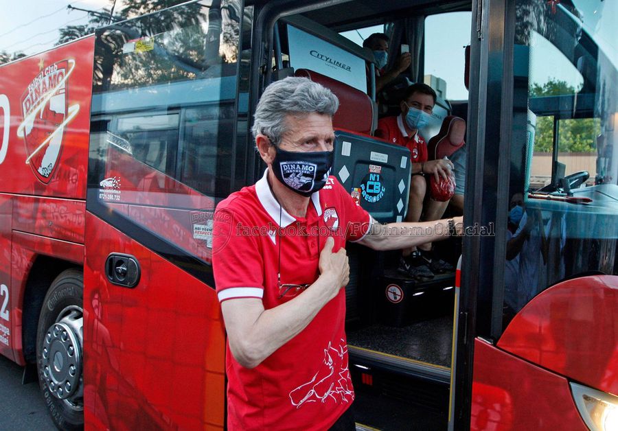 Gigi Mulțescu, antrenor al „câinilor” în pandemie / foto: Facebook Dinamo București A murit Gigi Mulțescu, legenda lui Dinamo » Cine a fost „Smurdul”: a marcat de la 40 metri cu „regina” Europei, a ucis catenaccio și a făcut istorie în Ștefan cel Mare