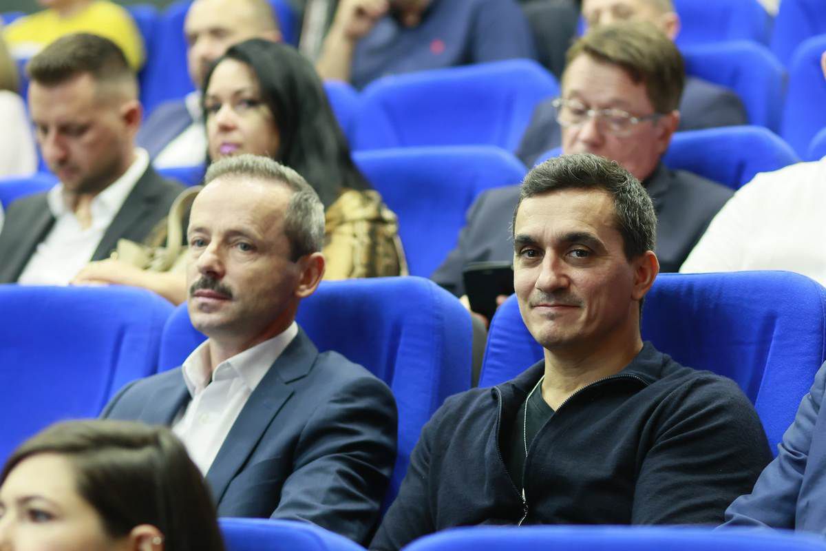 Burleanu, cele mai puține voturi în cursa pentru postul de vicepreședinte al COSR » Va ocupa oricum poziția! Mihai Covaliu rămâne președinte