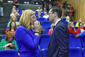 Alegeri la Comitetul Olimpic și Sportiv Român » Răzvan Burleanu, Camelia Potec și Elisabeta Lipă candidează » Nadia Comăneci, prezentă la eveniment