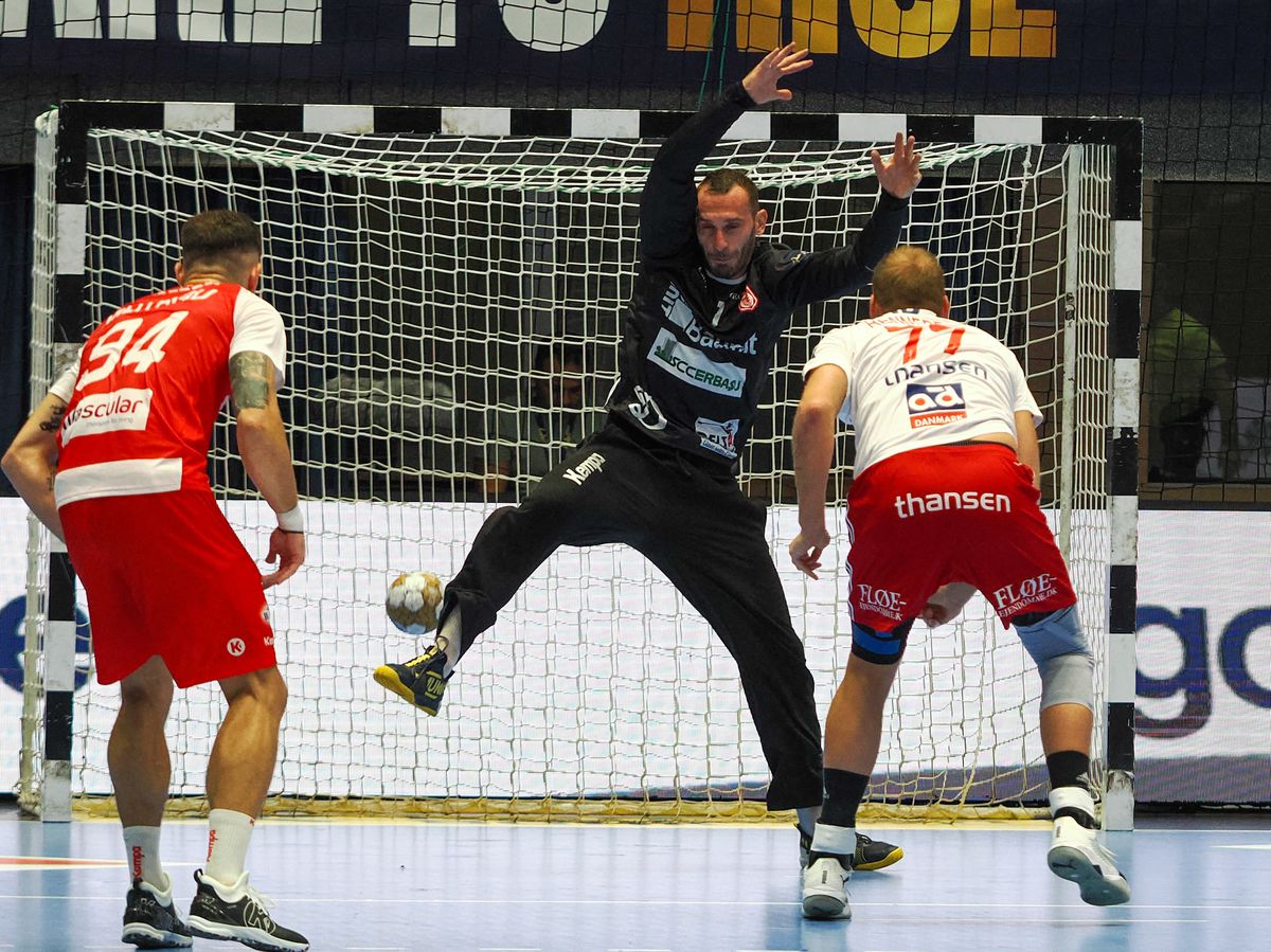 În seara în care Cristina Neagu și-a anunțat retragerea, Dinamo a câștigat lejer la debutul în Liga Campionilor