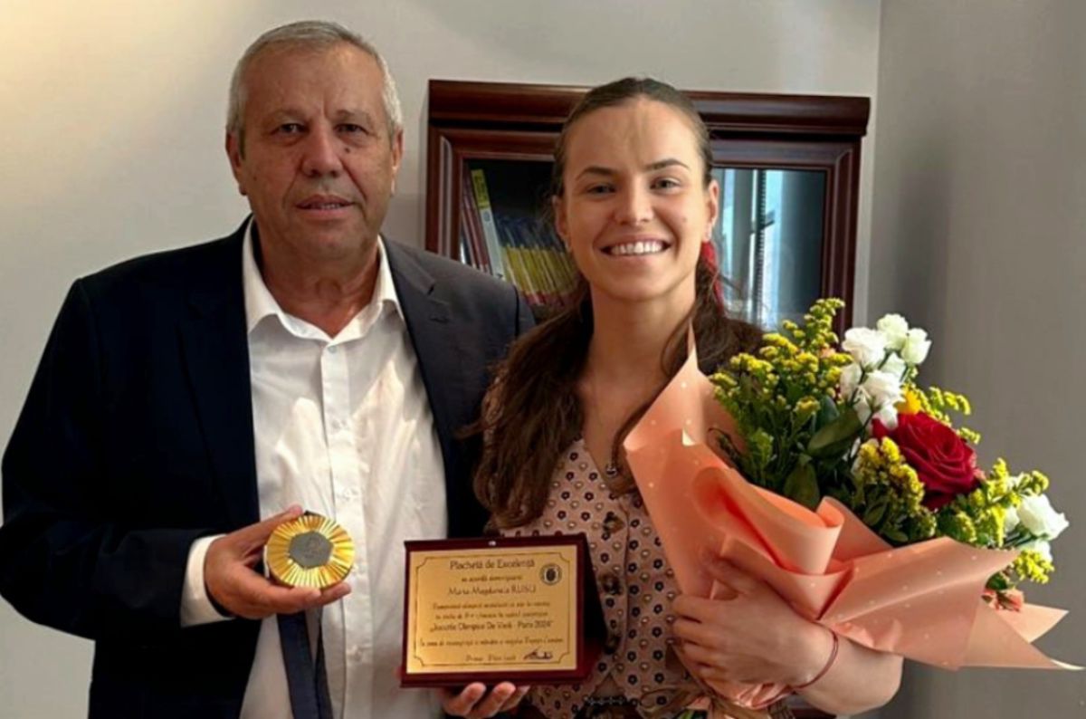 INACCEPTABIL! După Iohannis, a comis-o și primarul! Stupoare la premierea canotoarei de aur de la Jocurile Olimpice