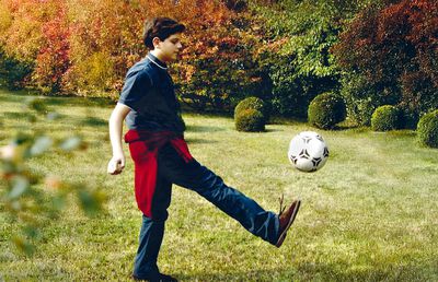 Sfântul cu inimă rossonera » Povestea lui Carlo Acutis, primul milenial canonizat de Vatican