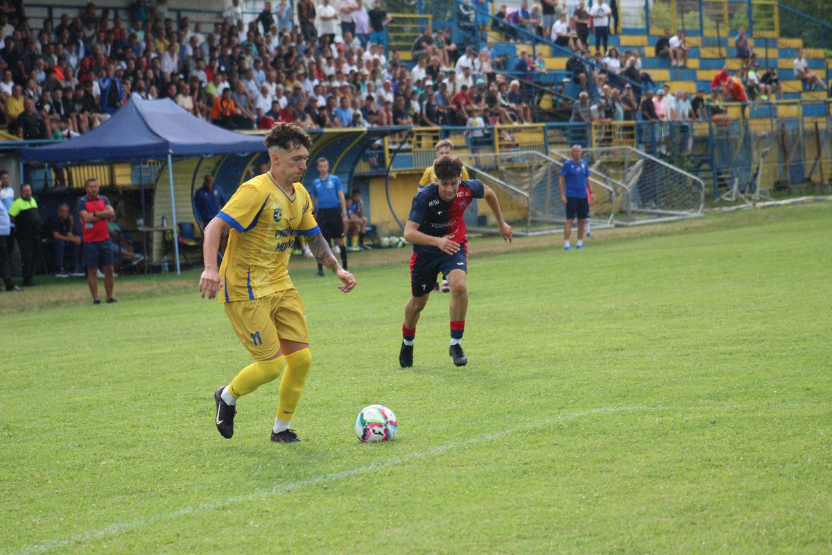 Echipamentul celor de la Flacăra Moreni